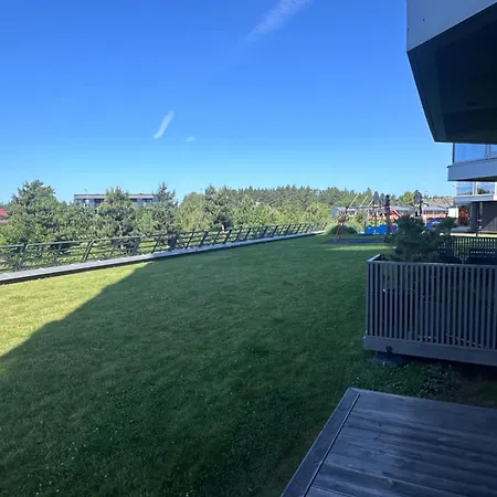 Sun Kiss / By The Sea Palanga